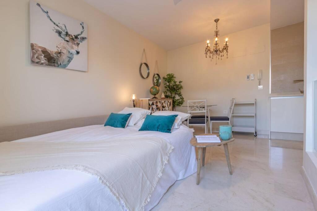 Lumbreras Deluxe Suite By Valcambre Séville Extérieur photo