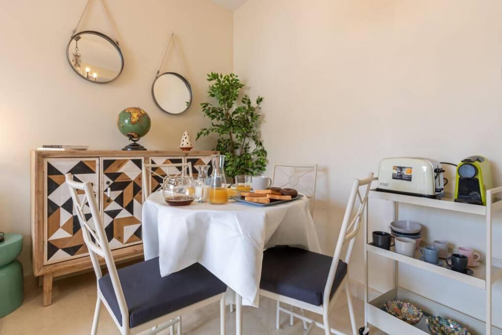 Lumbreras Deluxe Suite By Valcambre Séville Extérieur photo